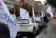 В Донецке ударили автопробегом по некачественному топливу