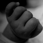 Из красноармейской больницы сбежала роженица, бросив своего малыша