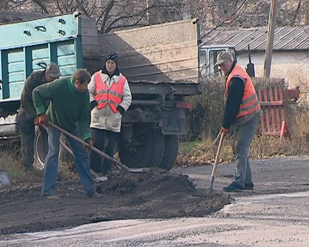 В Красноармейске восстанавливают дороги
