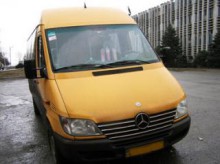 Очередное ЧП в маршрутке: в Кривом Роге из автобуса выпал ребенок