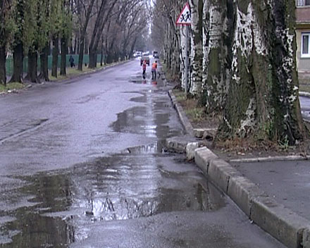 Красноармейские ливневки заполнены водой