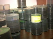 В Мариуполе ликвидирован подпольный цех по производству DVD