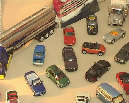  В Красноармейском городском историческом музее открылась выставка «Автомобиль на ладони»