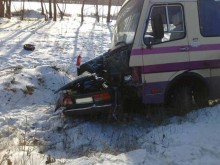 Под Одессой рейсовый автобус протаранил «семерку». Есть погибшие