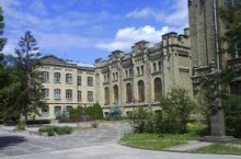 эксперты ДонНУ: здание филфака рушится