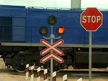 За незаконное пересечение железнодорожных путей будут штрафовать на 170 грн.