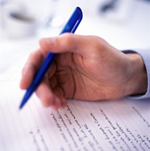 Диктант без ошибок написали священник, корректор и биолог