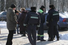 В Макеевке у административного здания ГП «Макеевуголь» сегодня, 20 января, в 05:05 произошел взрыв. Фото С. Ваганов