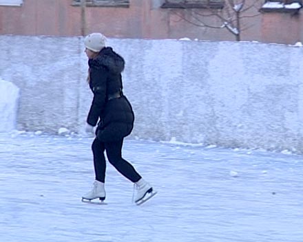 В Красноармейске залили каток