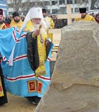 В Луганске почтили память погибших в результате взрыва в 7-й горбольнице