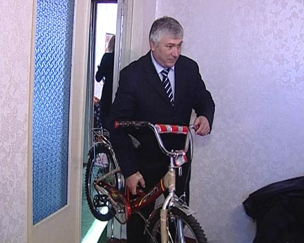 В Красноармейском районе возникла еще одна семья, в которой воспитывают приемного ребенка