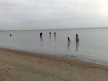 Спасатели вернули на берег Азовского моря 54 человека (Фото)