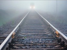 Под Мариуполем 16-летний парень попал под грузовой поезд и лишился руки