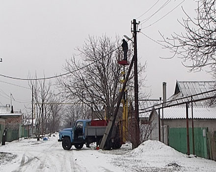 В Красноармейске проводят работы по оптимизации уличного освещения
