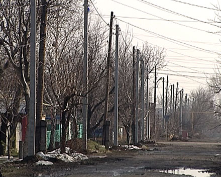 В западной части Красноармейска проводят капитальный ремонт электросетей (ФОТО)