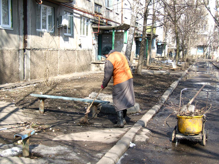 Сейчас основной упор коммунальщики делают на уборку придомовых территорий