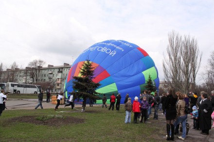В Енакиево состоялось празднование 90-летия со дня рождения летчика-космонавта Г.Т.Берегового (ФОТО)