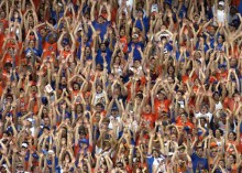 Поболеть за «Барселону» в Донецк прибыли около 400 болельщиков