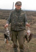 На Донеччине в птицу стреляют, а людям угрожают