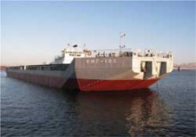 В Донецке торжественно открыли весеннюю навигацию. Первые суда ушли в Мариуполь