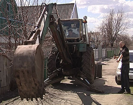 В Красноармейске от водоснабжения отключают дома должников (ФОТО)