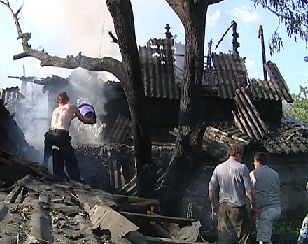 В Красноармейске горел частный дом (ФОТО)