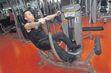 Рекорд: шахтер-пенсионер поднял 75 тонн железа 