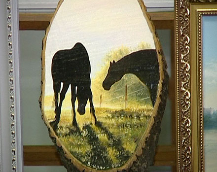 В Красноармейске открылась художественная выставка Владимира Черного (ФОТО)