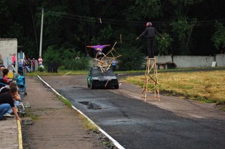 В Красноармейске в честь Дня молодежи состоялось авто-мото-каскадер-шоу “RODEO” Big еvent extreme tour” (ФОТО)