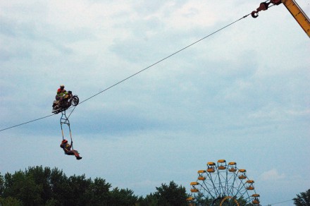 В Красноармейске в честь Дня молодежи состоялось авто-мото-каскадер-шоу “RODEO” Big еvent extreme tour” (ФОТО)