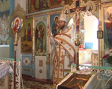 В Свято-Вознесенском храме села Новотроицкое сегодня прошла торжественная литургия (ФОТО)