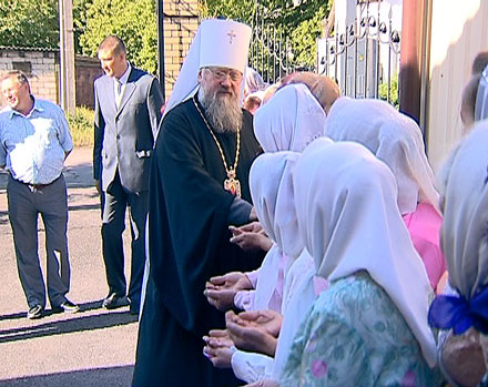 Красноармейск посетил митрополит Донецкий и Мариупольский Иларион (ФОТО)