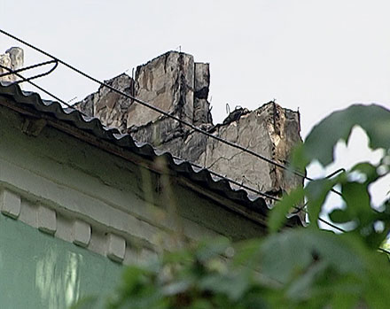 Красноармейчанка превратила квартиру в свалку (ФОТО)