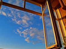 В Красноармейске ребенок выпал из окна