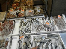 Санстанция очистила прилавки мариупольских супермаркетов от 728 кг продуктов