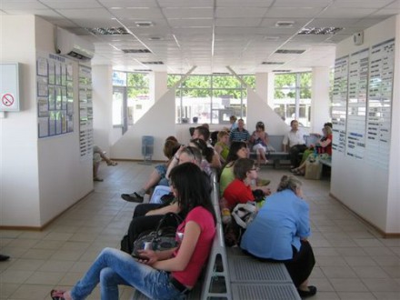 Под Донецком обустроили новый автовокзал "Западный"