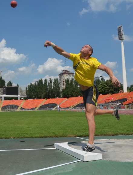 В Донецке проходит Чемпионат Украины по легкой атлетике (ФОТО)