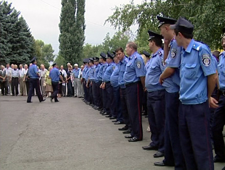 Сегодня в Красноармейске открыли Стелу Памяти погибшим сотрудникам МВД (ФОТО)
