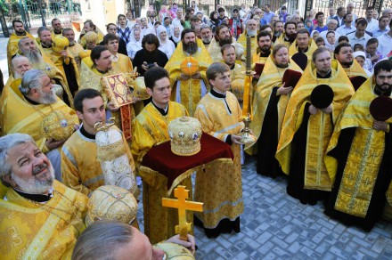 В Донецке освящен университетский храм. Фото А. Шурлякова