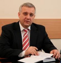 Бывший руководитель - БОБРОВ Николай Евгеньевич - освобождён от занимаемой должности Указом Президента за № 796/2011 и Указом № 802/2011 назначен начальником Управления Службы безопасности Украины в Николаевской области. 
