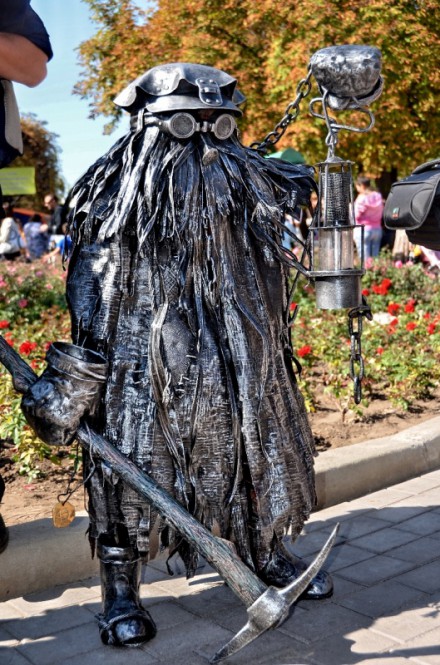 В Донецке состоялся ХІІІ Международный фестиваль кузнечного мастерства