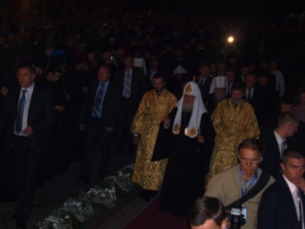 В Луганск прибыл Патриарх Московский и Всея Руси Кирилл. Фото "ОстроВ"