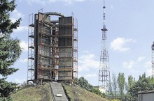 В Донецке началась реконструкция мемориала "Жертвам фашизма"