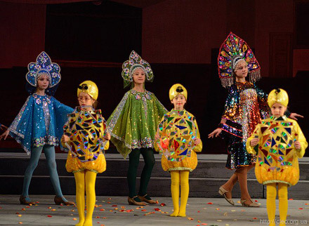 Девятый открытый фестиваль “Текстиль и мода 2011″ в Донецке (ФОТО)