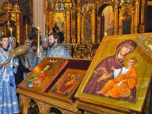 В Донецк прибыли святыни с Горы Афон