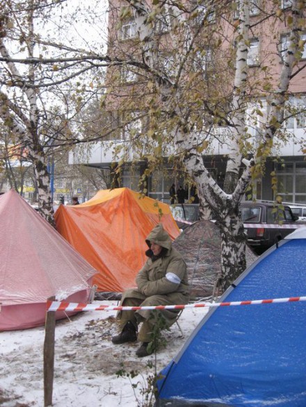 Число голодающих у управления ПФУ в Донецкой области продолжает расти