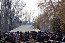Чернобыльцы установили новую палатку в Донецке. Такую же, как снесли