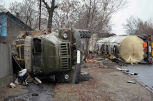 В Макеевке перевернулась цистерна с сольвентом (ФОТО)
