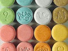 Парализованный инвалид управлял наркотрафиком из социальных сетей