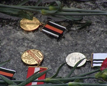 Донецкие "чернобыльцы" отказались от своих наград